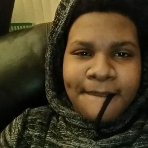 Meet your Posher, Victor