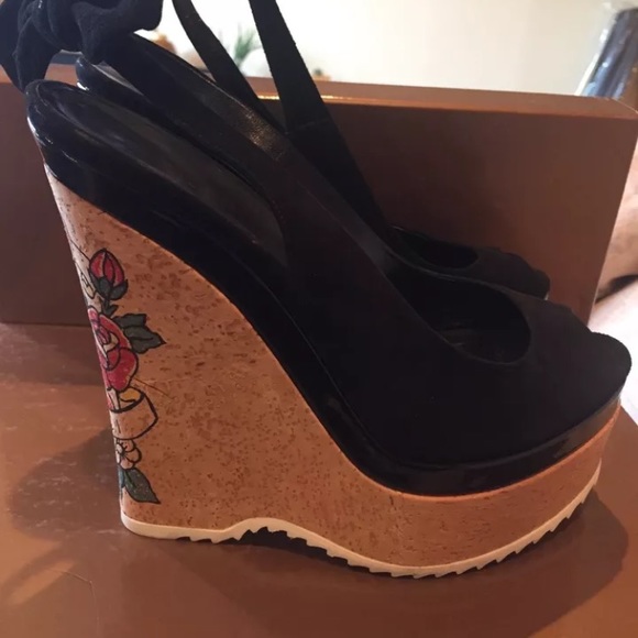 Gucci Open Toe Platforms Size 36 1/2 - Picture 2 of 5