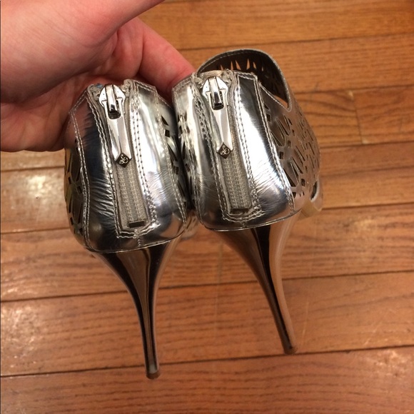 Sam Edelman Alva Silver Metallic Heels - Picture 5 of 7