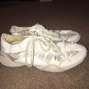 Nfinity Evolution Sneakers