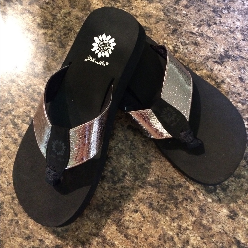 Black and Silver Yellow Box Flip Flops