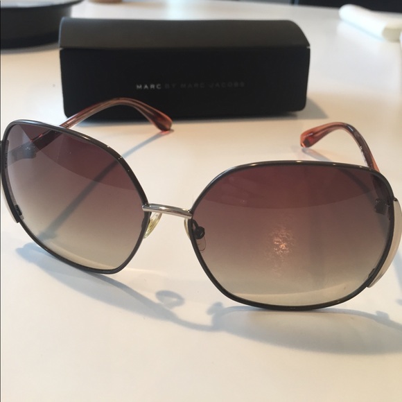 MARC JACOBS sunglasses - Picture 2 of 7