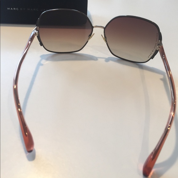 MARC JACOBS sunglasses - Picture 5 of 7