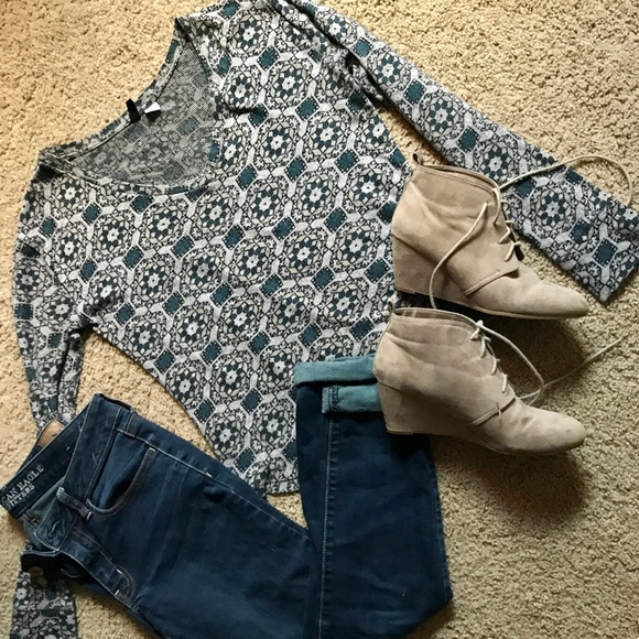 Long Sleeve Printed Shirt - Urban Outfitters - Picture 4 of 5