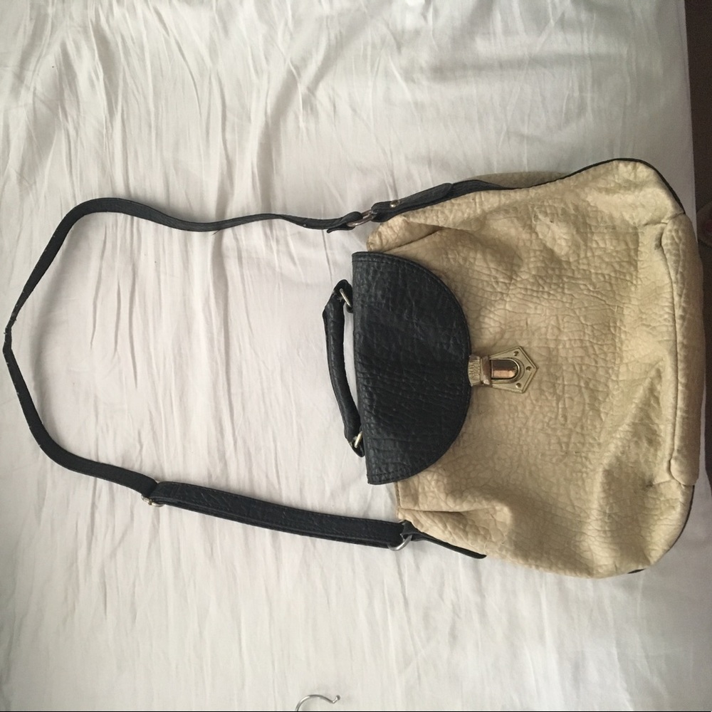 Steve Madden purse