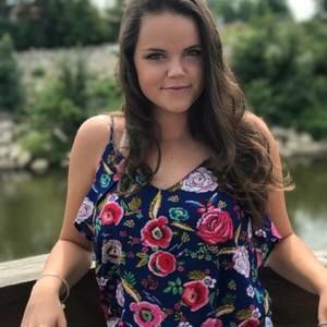 Meet your Posher, Laura