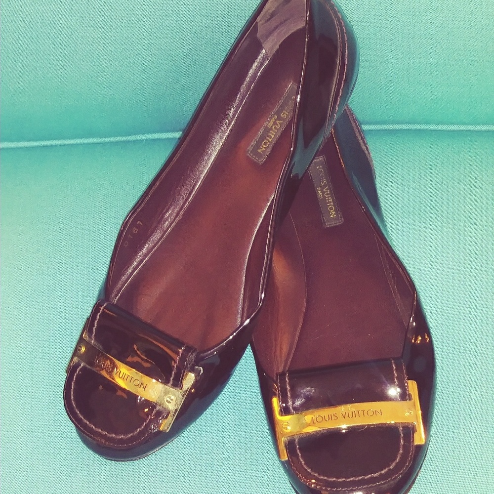 Louis Vuitton Flats Size 36.5