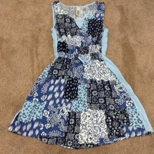 Girls dress
