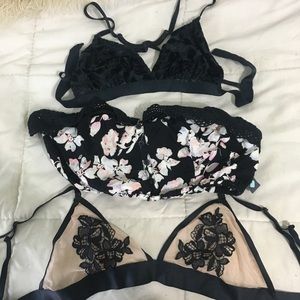 Lot of black bandeaus