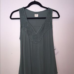 Green tank blouse