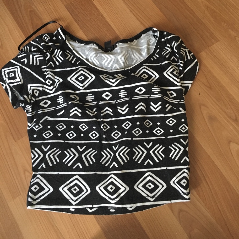 Crop tee