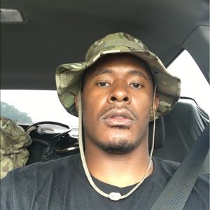 Meet your Posher, Pierre