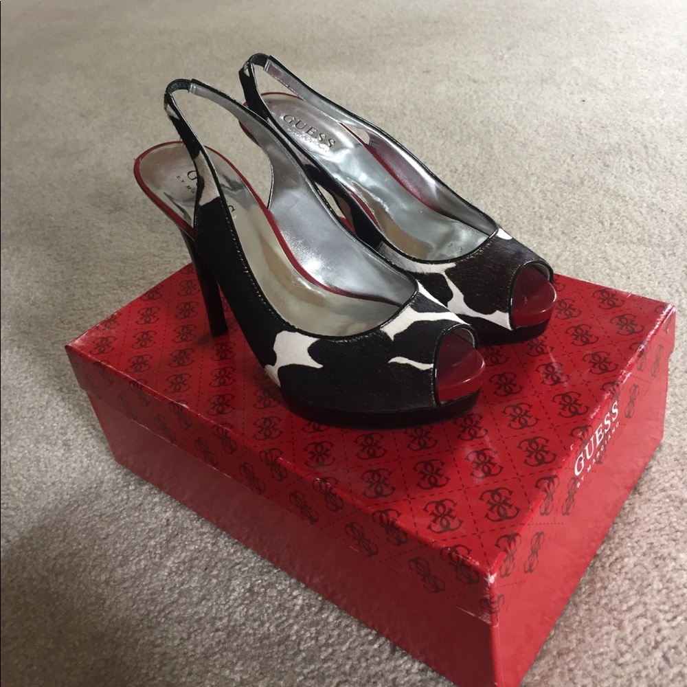 GUESS size 5.5 shoes