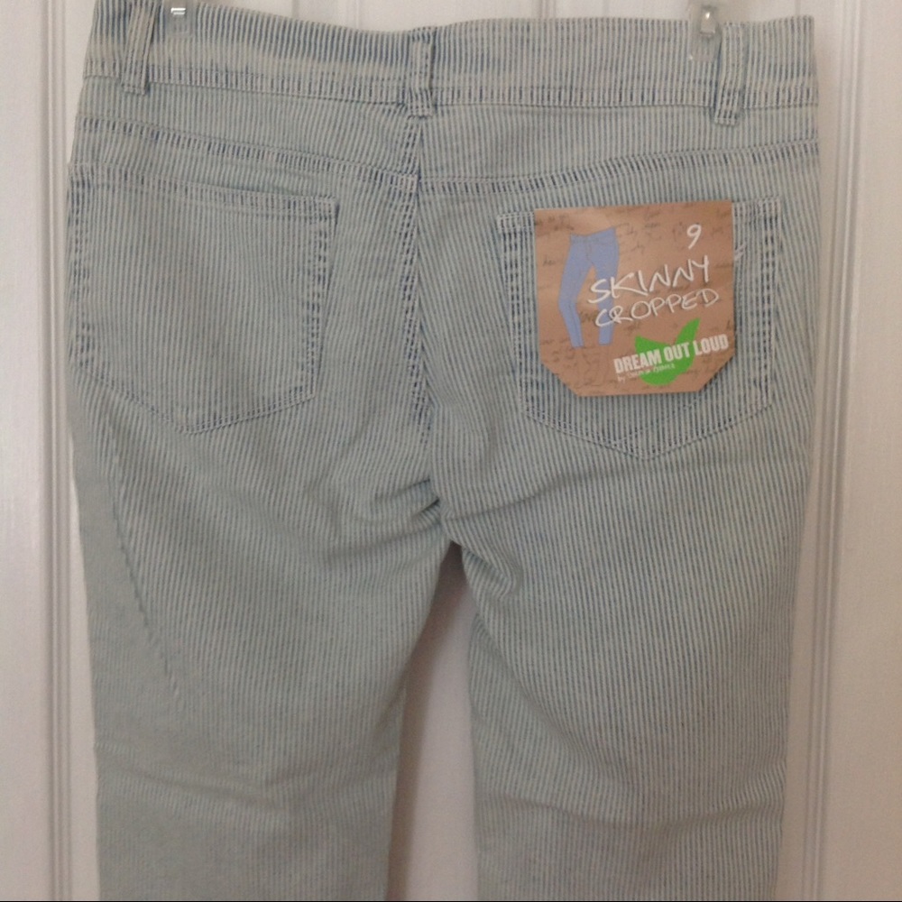 Stylish, Pin-Striped Skinny Jeans - Picture 2 of 4