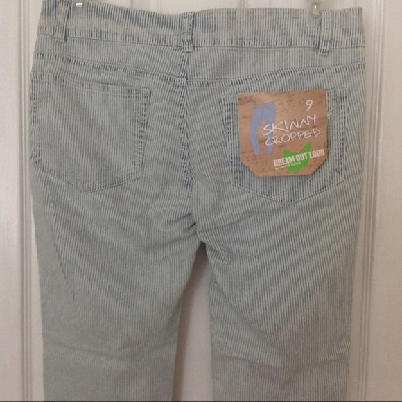 Stylish, Pin-Striped Skinny Jeans - Picture 2 of 4