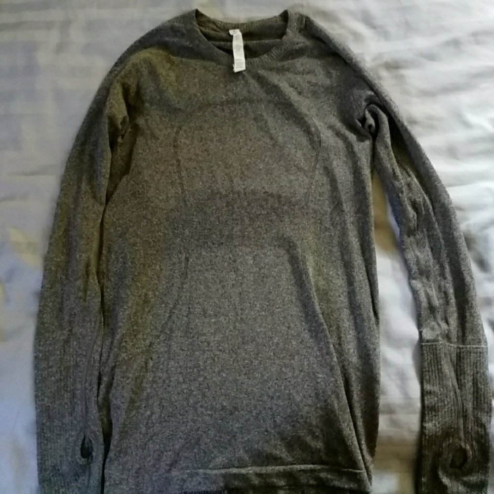 LuluLemon Workout Top