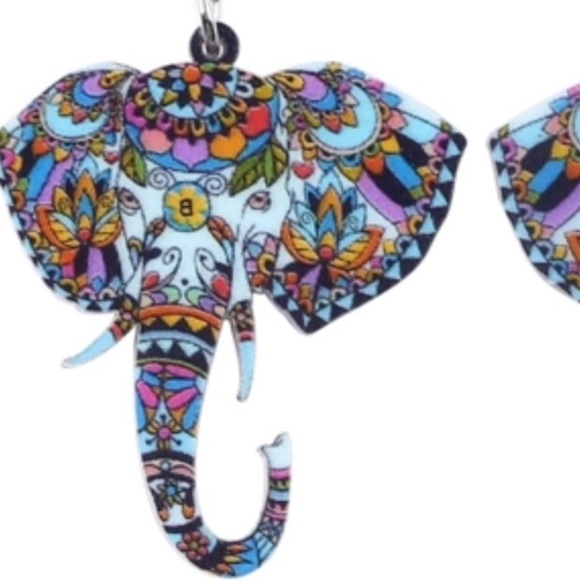 Elephant Acrylic Earrings - Picture 5 of 6