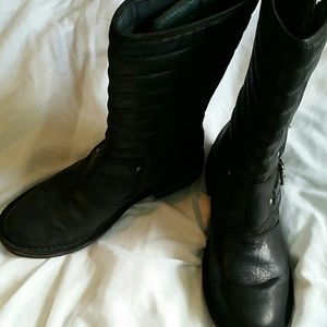UGG BLACK MOTORCYCLE BOOTS