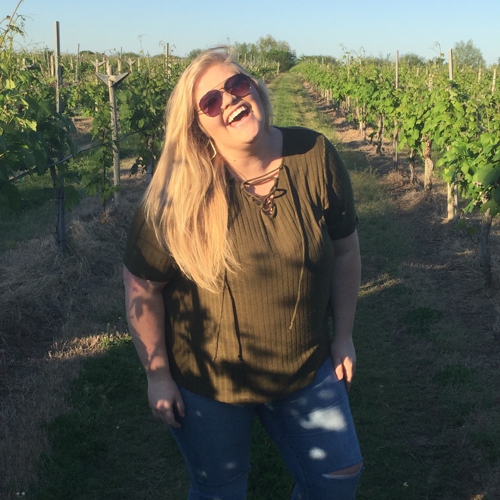 Meet your Posher, Natalie