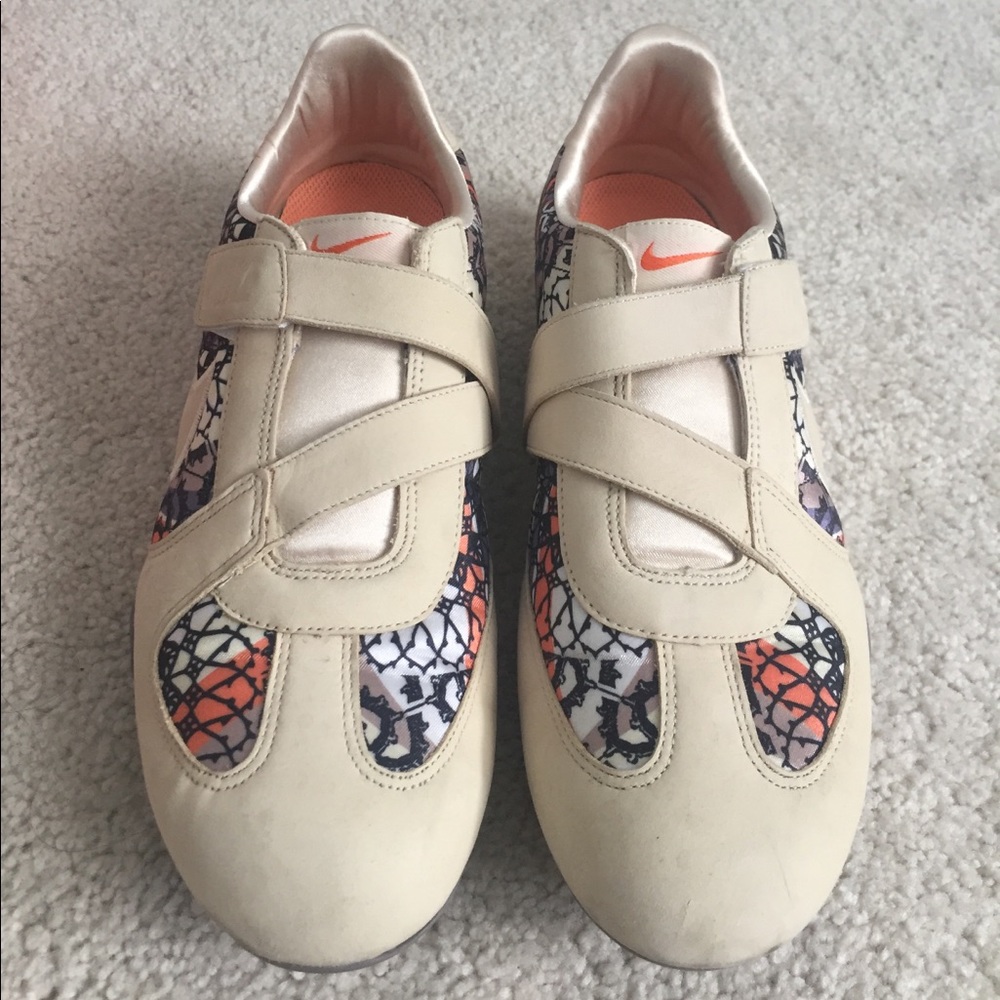 Nike Sprint Sister V Plus Sneakers. Size 7.5