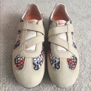 Nike Sprint Sister V Plus Sneakers. Size 7.5