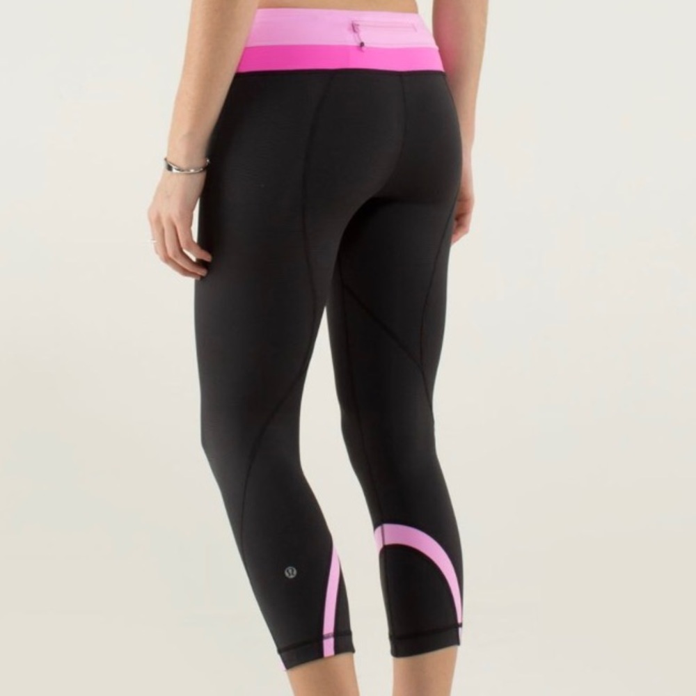Lululemon Run: Inspire Crop II