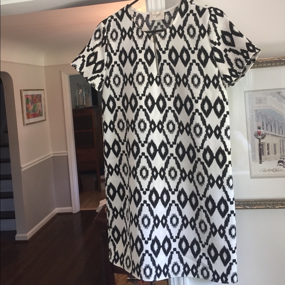 Black and white print dress