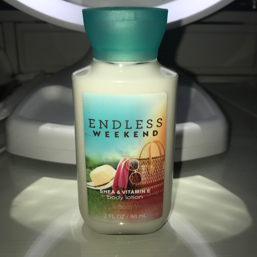 Bath &a Body Works Endless Weekend