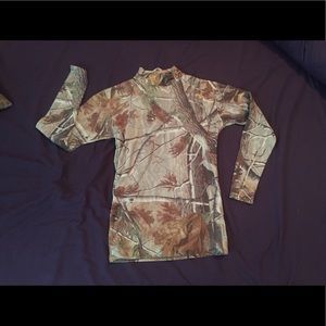 Under Armour camp base layer