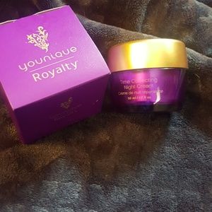 Younique time correcting night cream