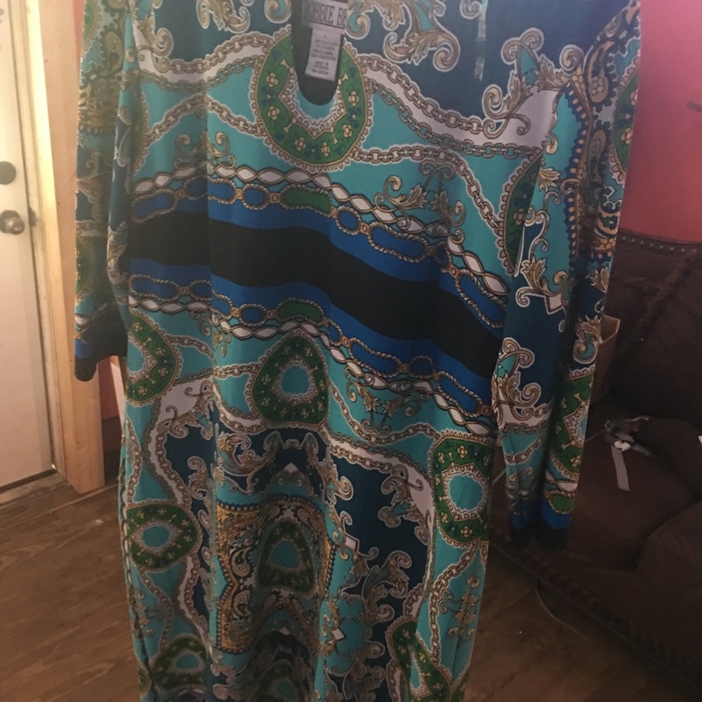 Dress - Picture 5 of 6