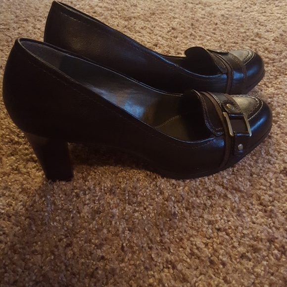 Dress Heels - Picture 2 of 2