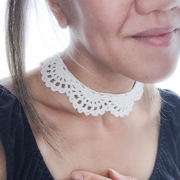 Dainty Cottage Crochet Choker Scalloped Lace Natural Cotton Fleck - Picture 4 of 5