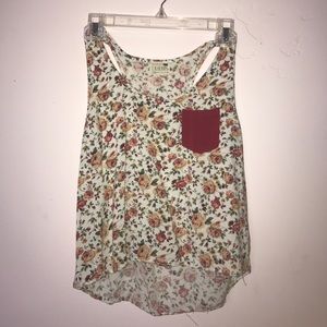Floral tank top with maroon pocket