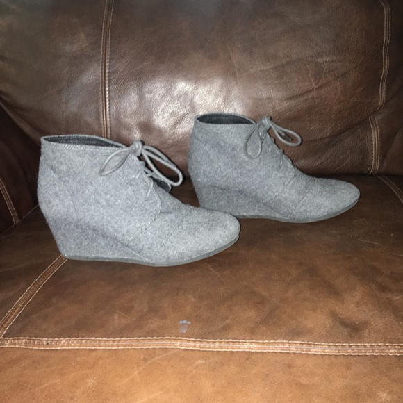 Grey ankle boots - Picture 3 of 4