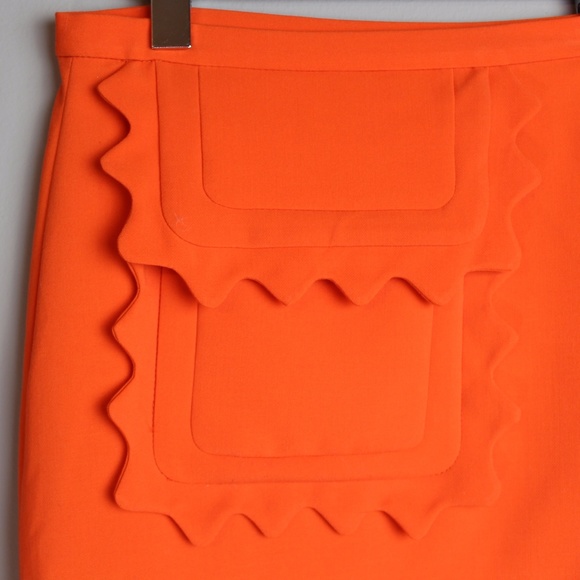 ✨HP✨Victoria Beckham Orange Scalloped Mini Skirt L - Picture 6 of 8