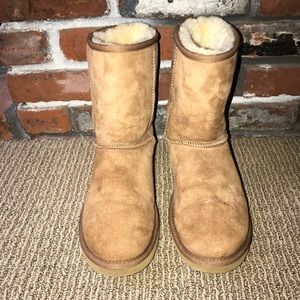 Ugg classic boots