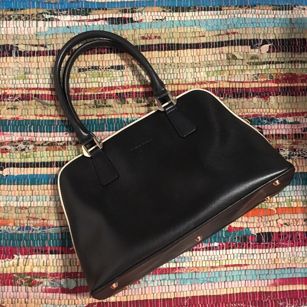 SUSU Bowling Style Black Handbag