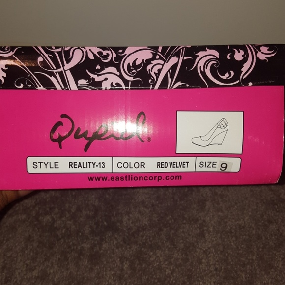 Red Ruffle Back Heels - Picture 8 of 8