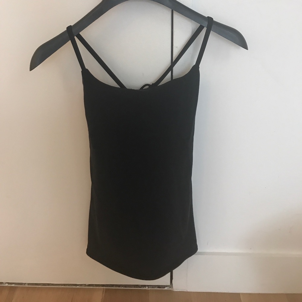 Sexy cross cross sporty tank