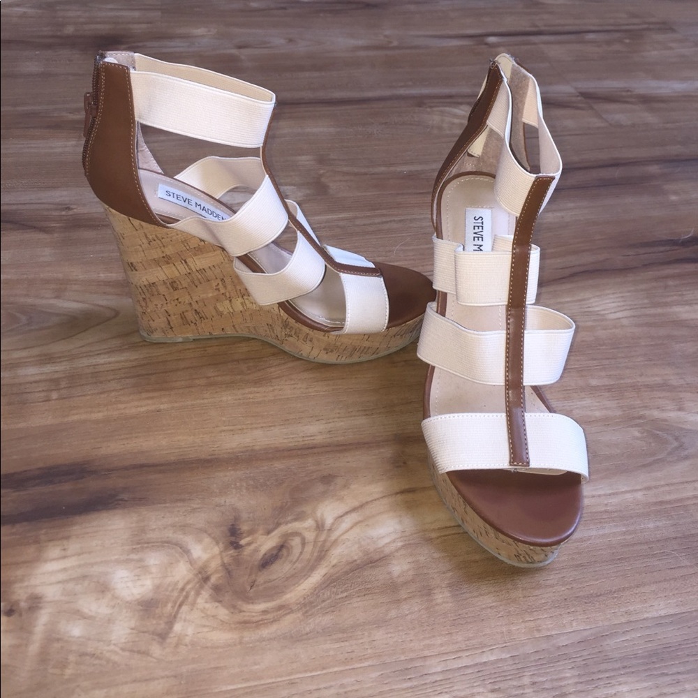 Steve Madden beige and tan wedges!