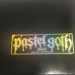 Authentic KVD Pastel Goth
