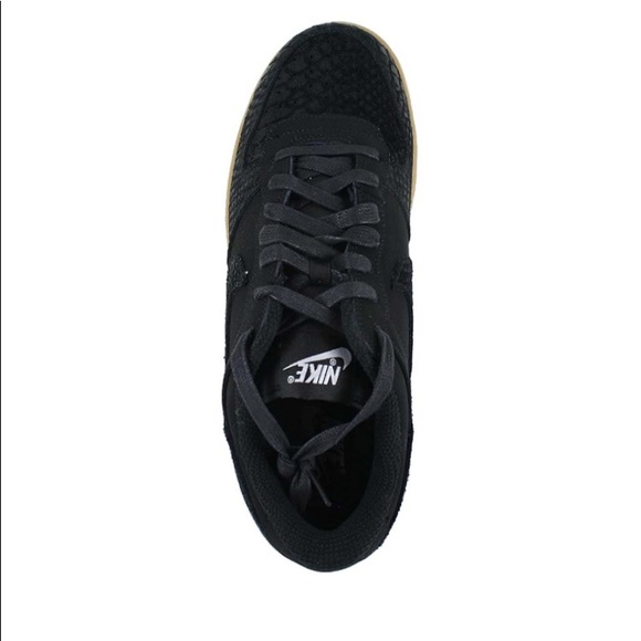 Nike- Men’s Low Lux - Picture 3 of 4