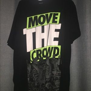 NIKE "Move The Crowd" Tee