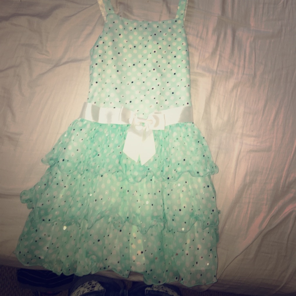 Light turquoise & white polka dot dress.