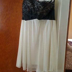 Strapless dress