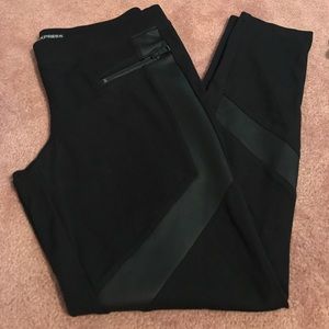 Leggings with leather details