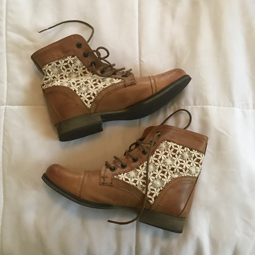 Brand new steve madden boots