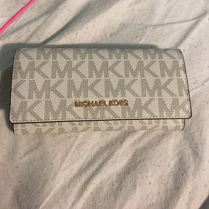 Michael Kors wallet