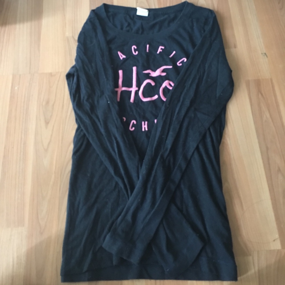 Long sleeve Hollister tee